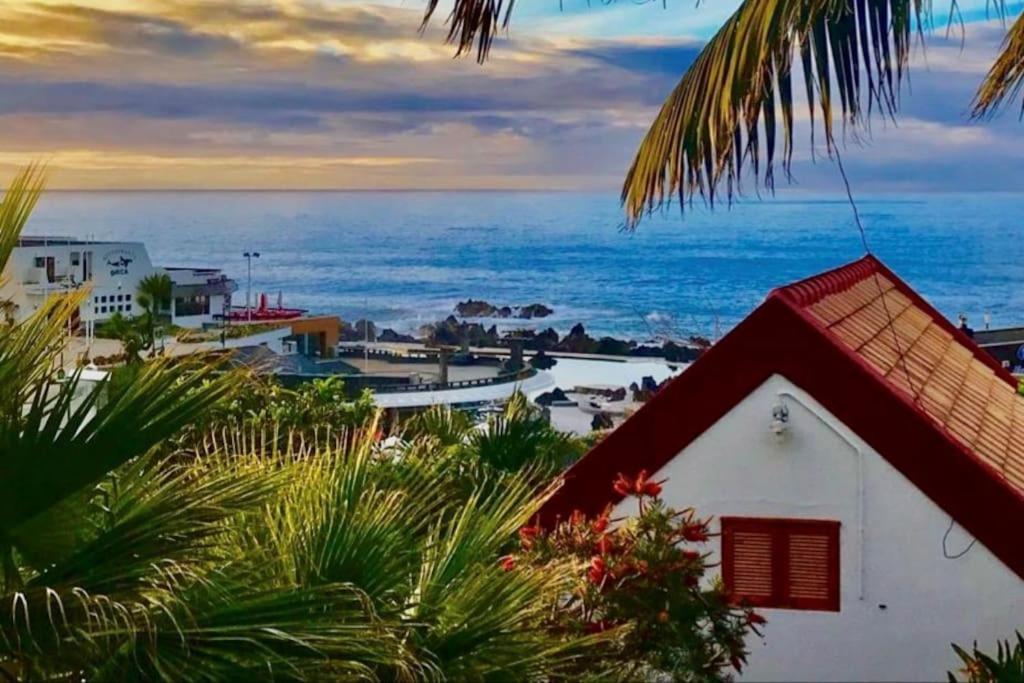 Waves Song - Cottage Porto Moniz Εξωτερικό φωτογραφία